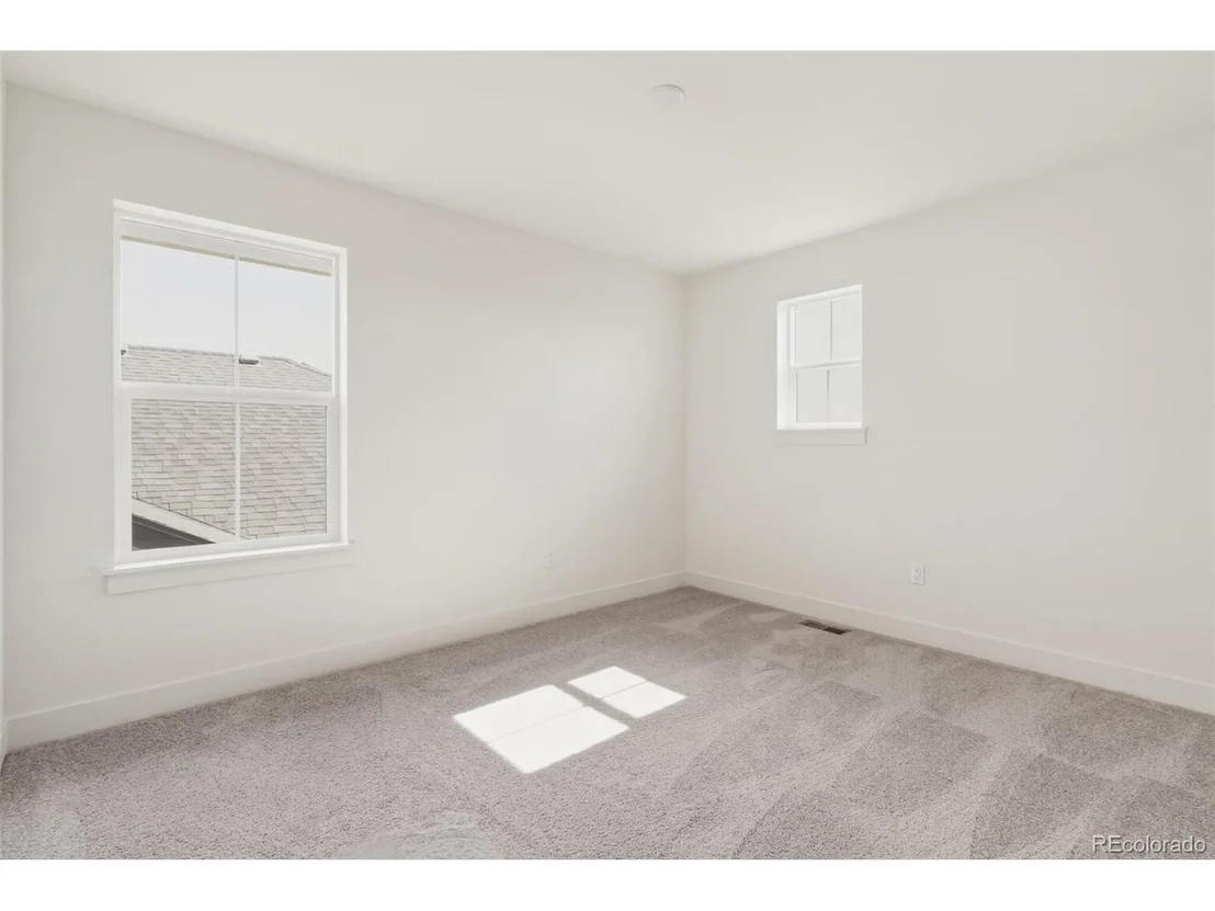 Photo of 1597 Bloom St