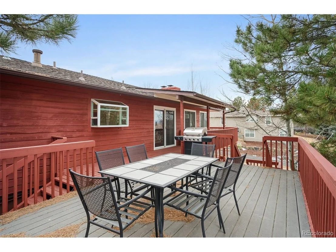 Photo of 8677 Thunderbird Cir