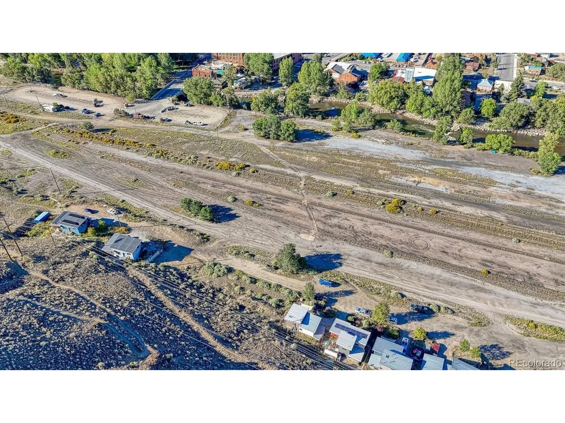 Photo of 7 Hillside Dr