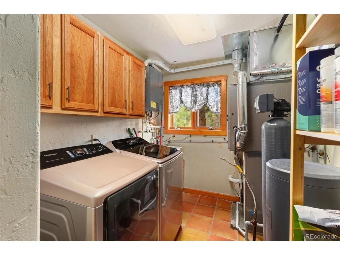 Photo of 40 Bear Ridge Rd