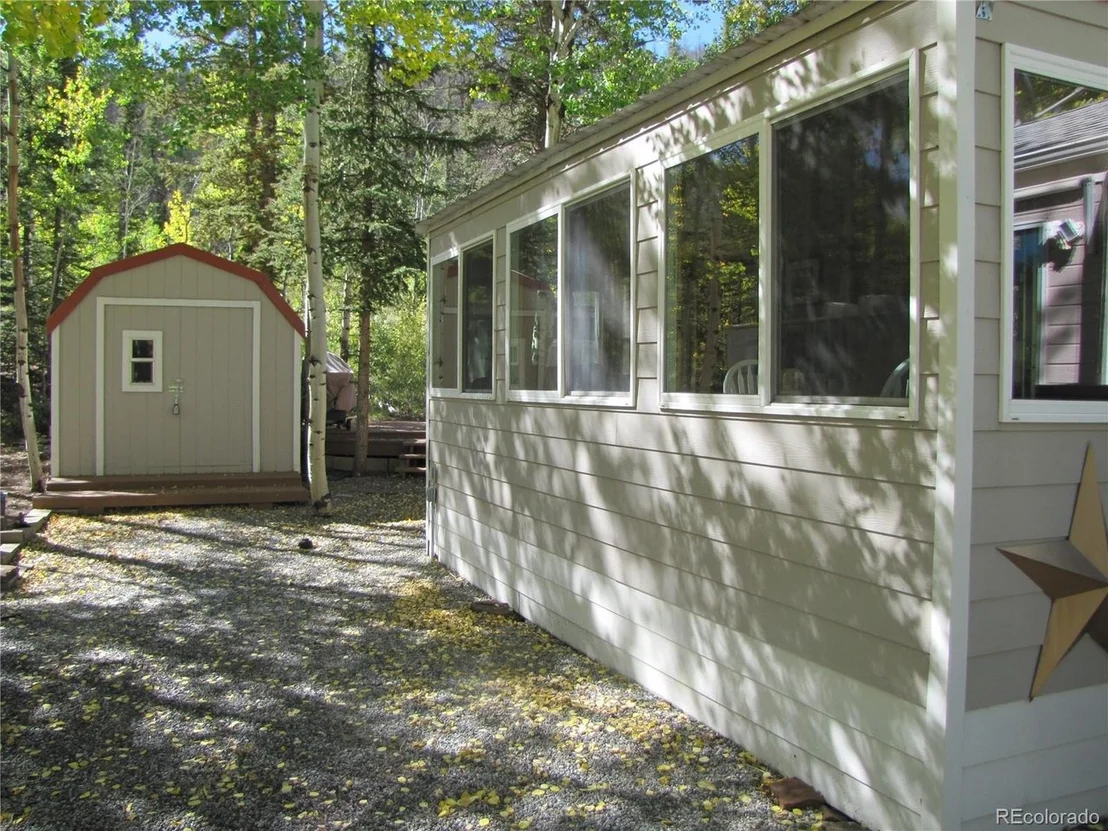 Photo of 611 Depot Dr