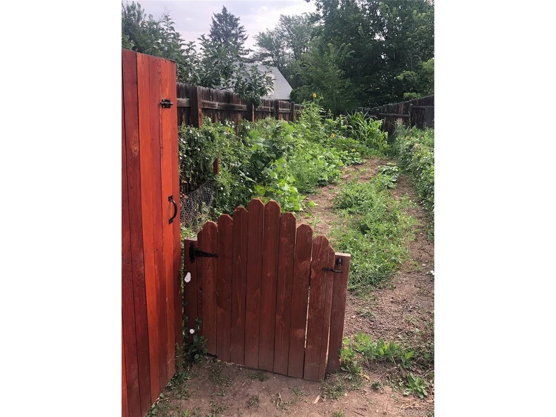 Photo of 9079 Cody Cir