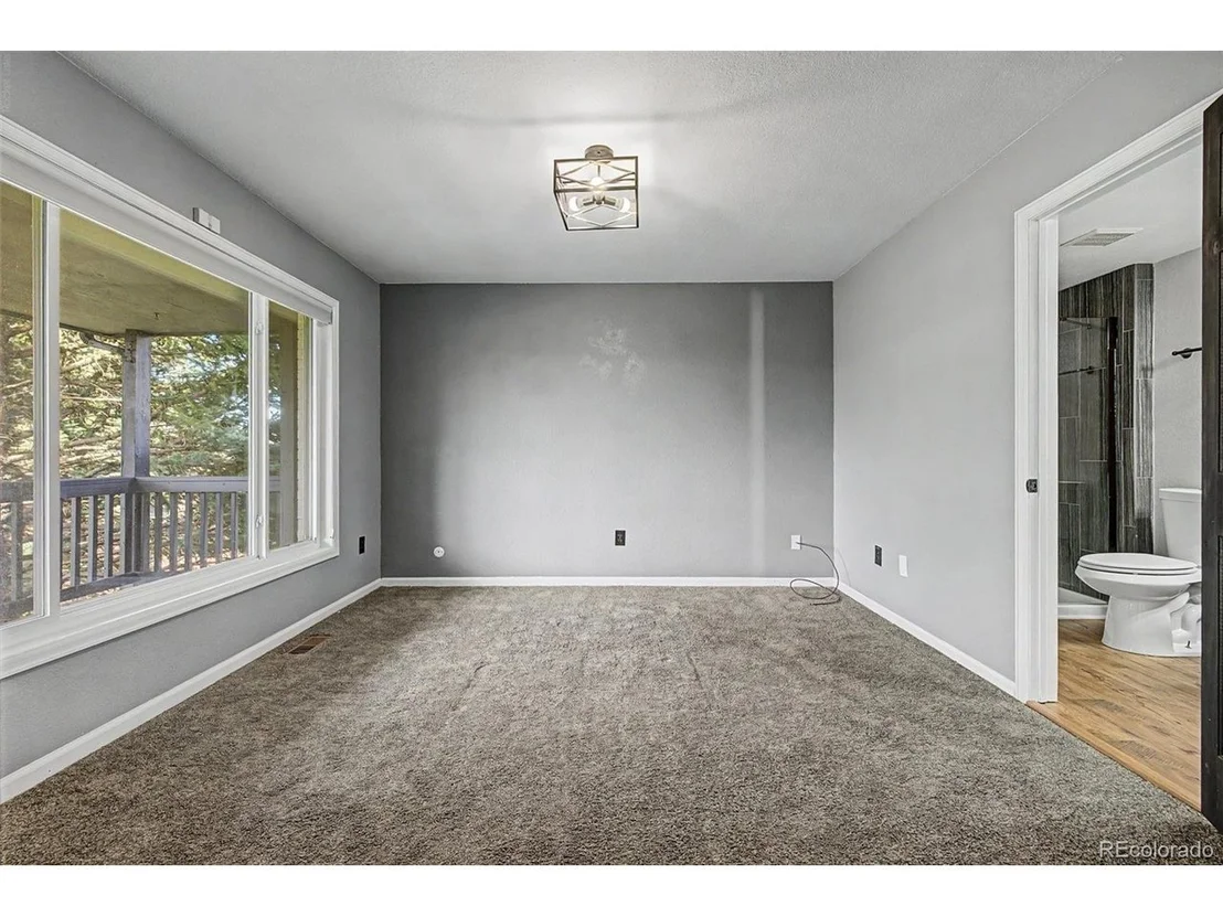 Photo of 8286 Lightening View Dr