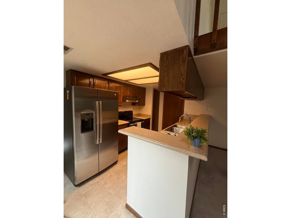 Photo of 6239 Willow Ln