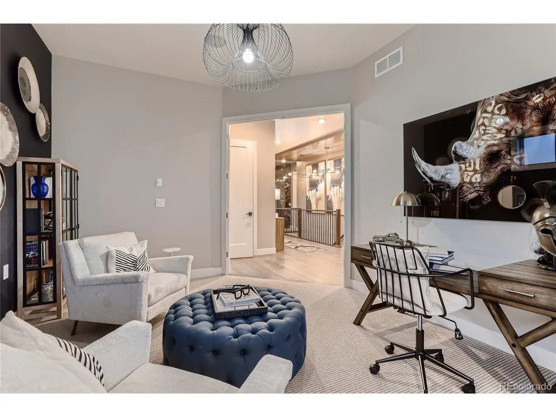 Photo of 698 Quarry Ct
