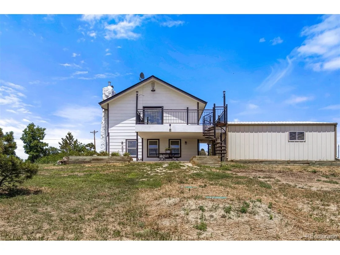 Photo of 940 Pinewicket Way