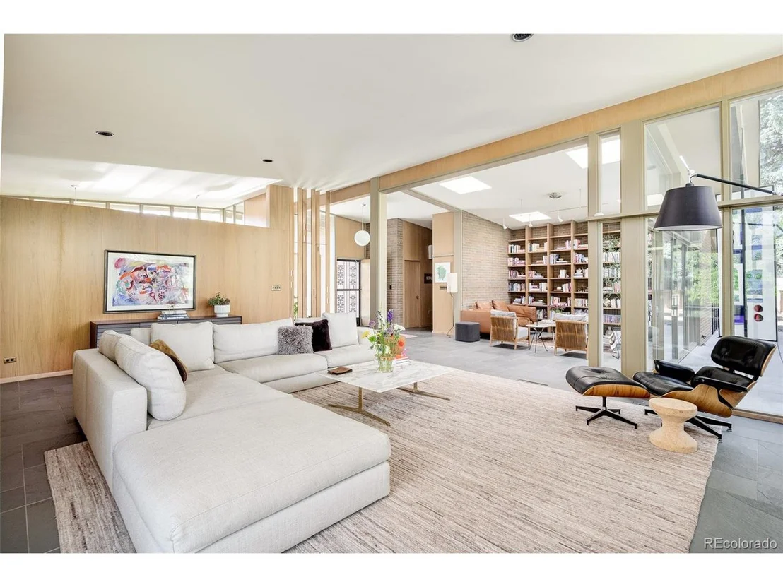 Photo of 3501 E Floyd Dr