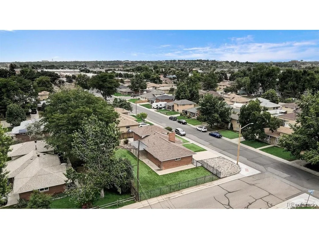 Photo of 6735 W 54th Pl
