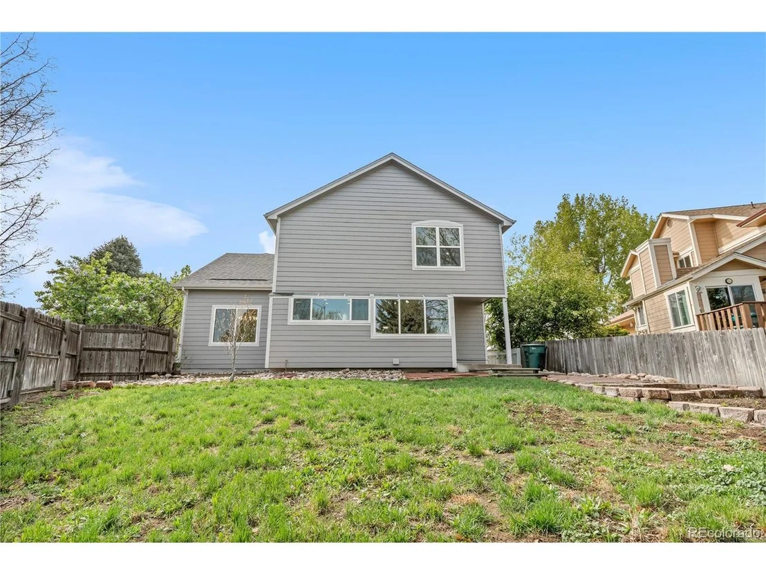 Photo of 3055 E 133rd Cir