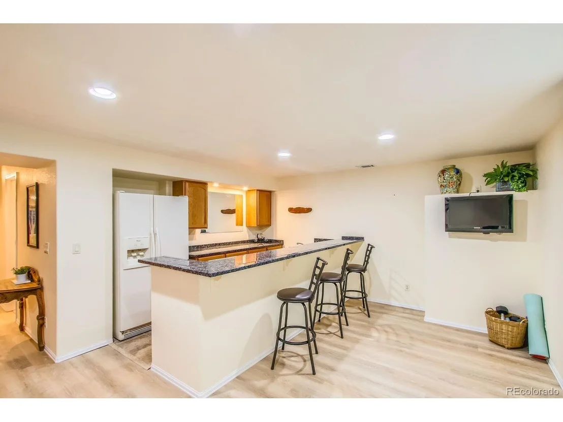 Photo of 10762 W 54th Pl