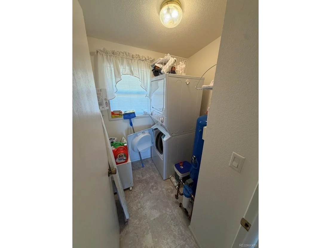 Photo of 386 Angus Cir