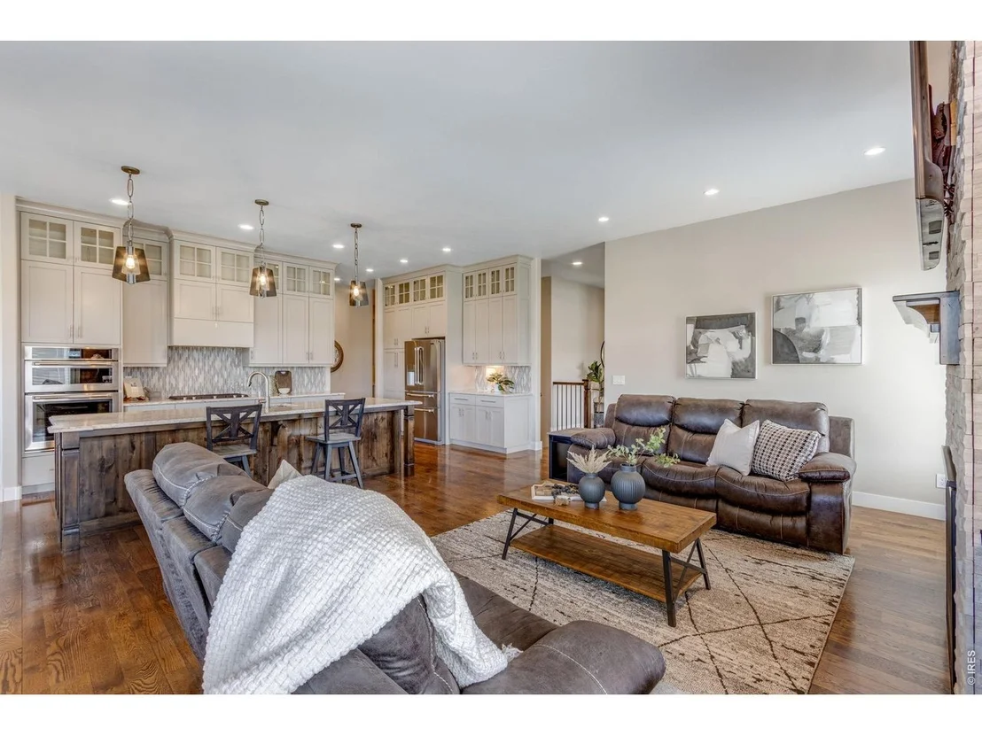 Photo of 2006 Vineyard Dr