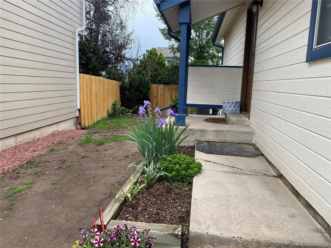 Photo of 9497 Devon Ct