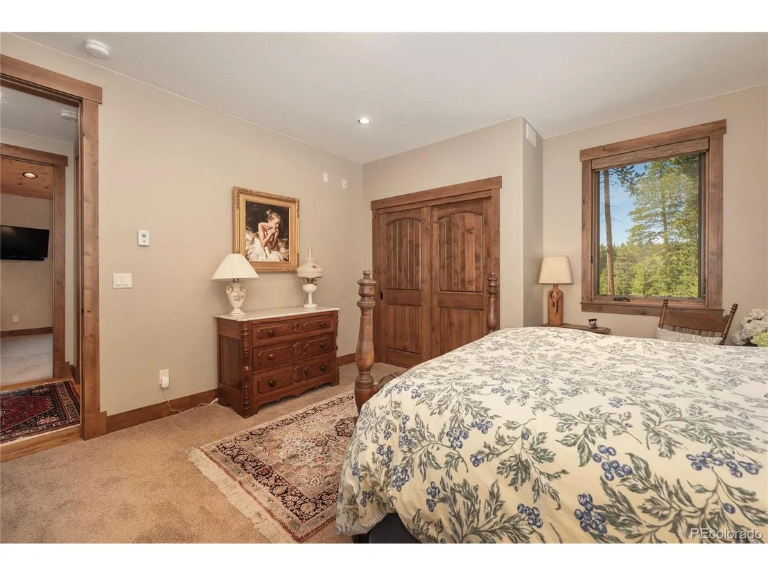 Photo of 338 County Road 511