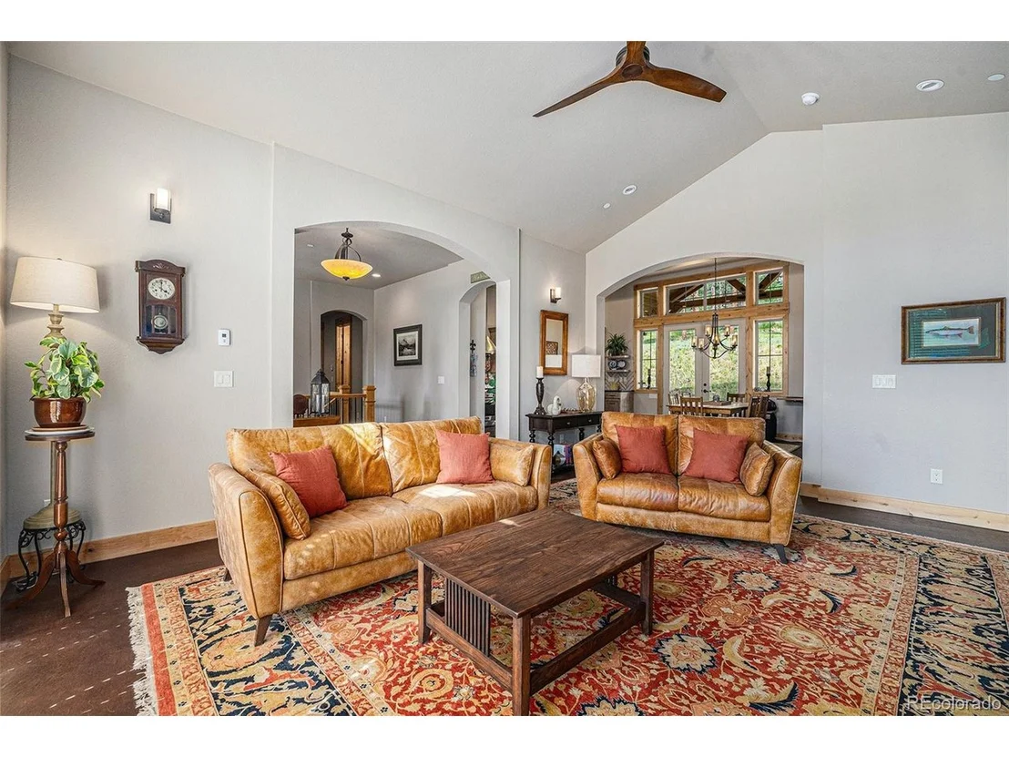 Photo of 342 Crescent Lake Rd