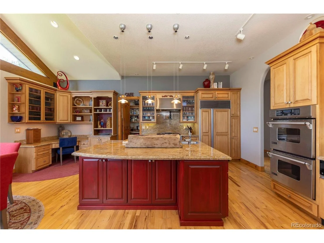 Photo of 948 Hamilton Creek Rd