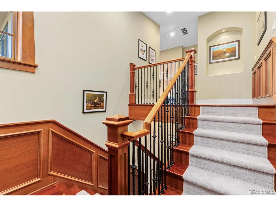 Photo of 800 Grant Pl