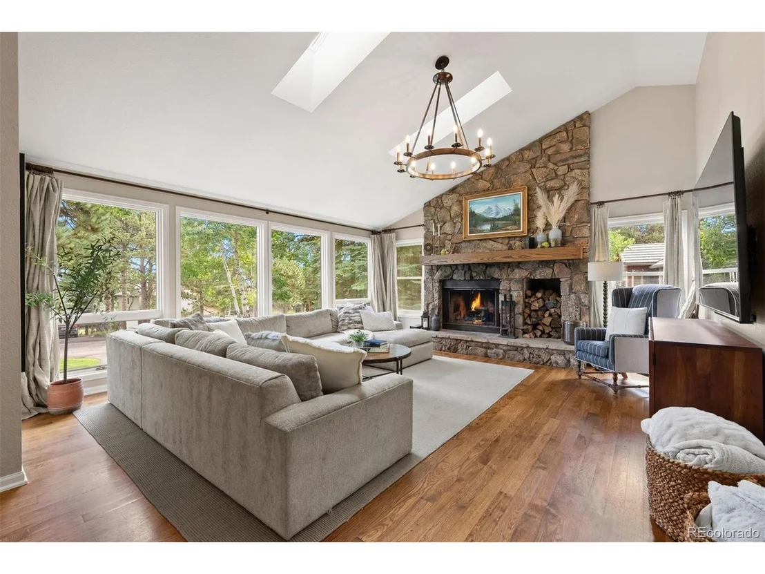 Photo of 2203 Augusta Dr