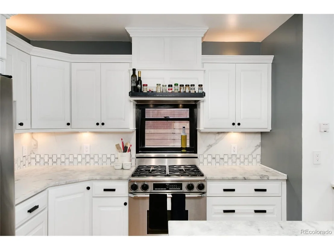 Photo of 3115 Lowell Blvd
