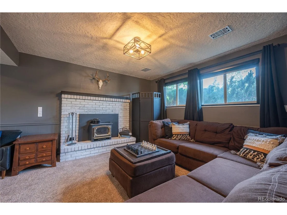Photo of 706 40th Ave