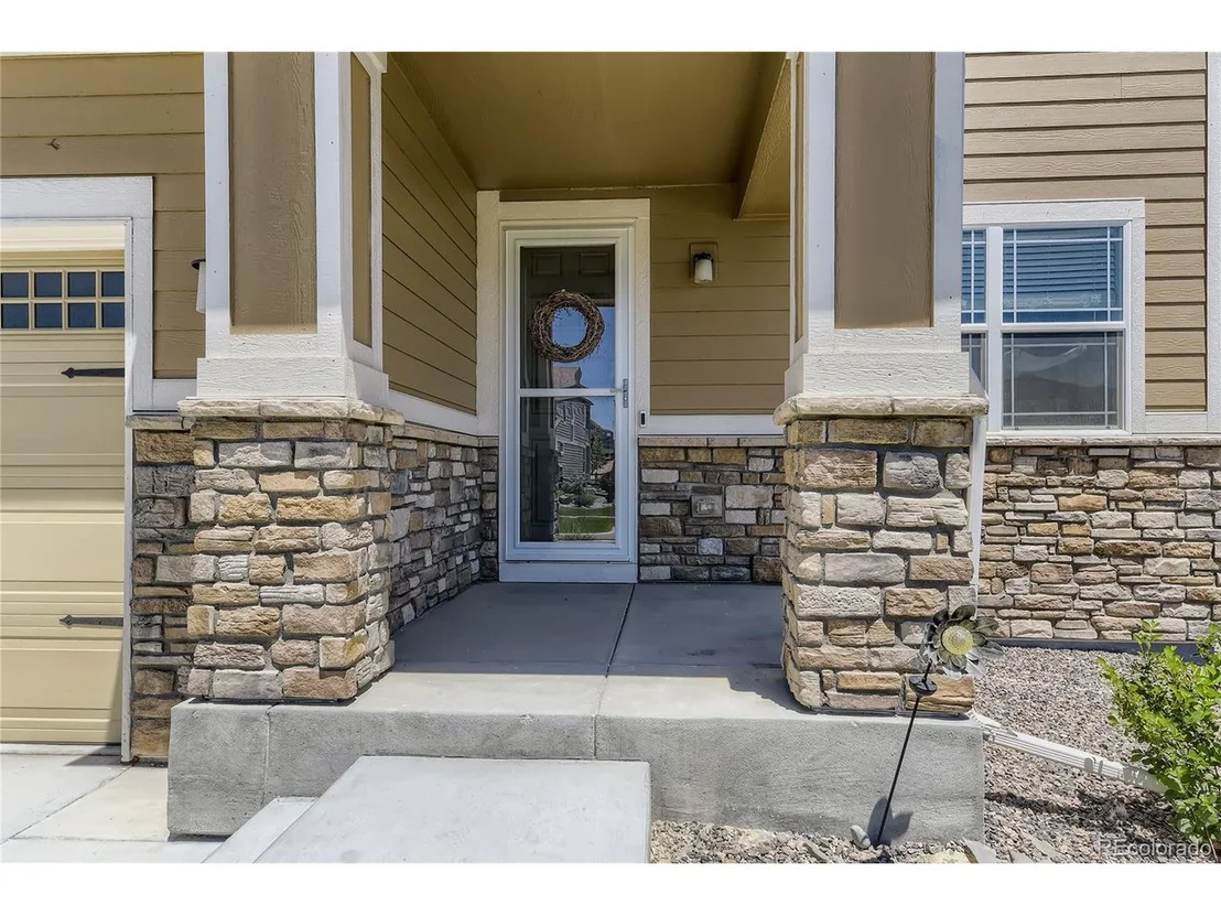 Photo of 23919 E Narrowleaf Pl