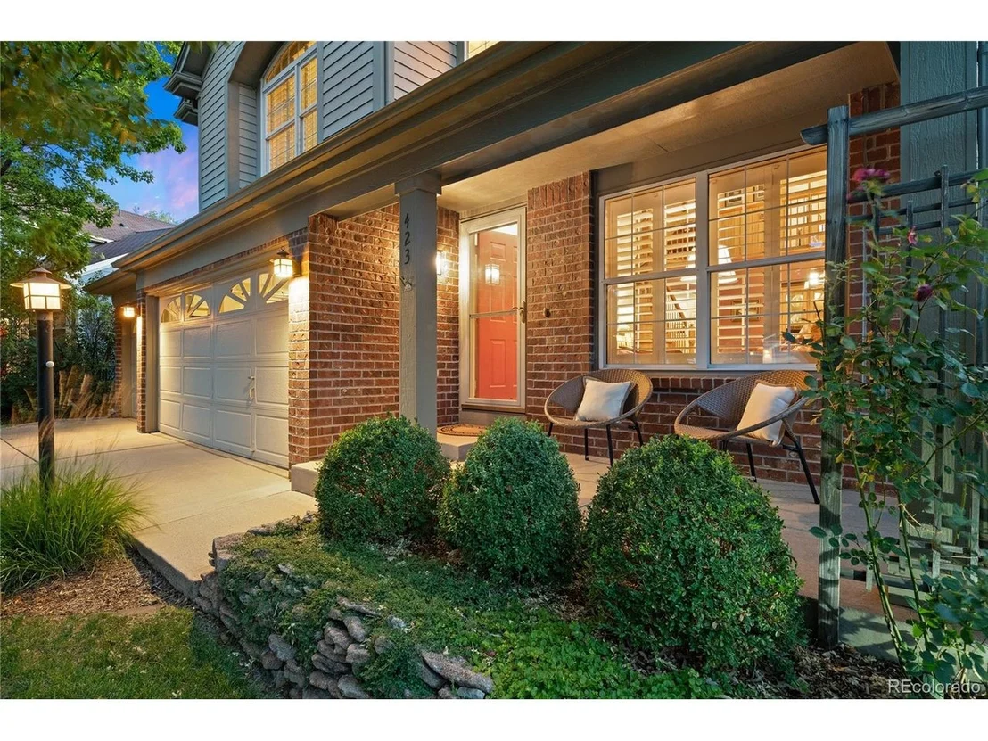 Photo of 423 Pinewood Cir
