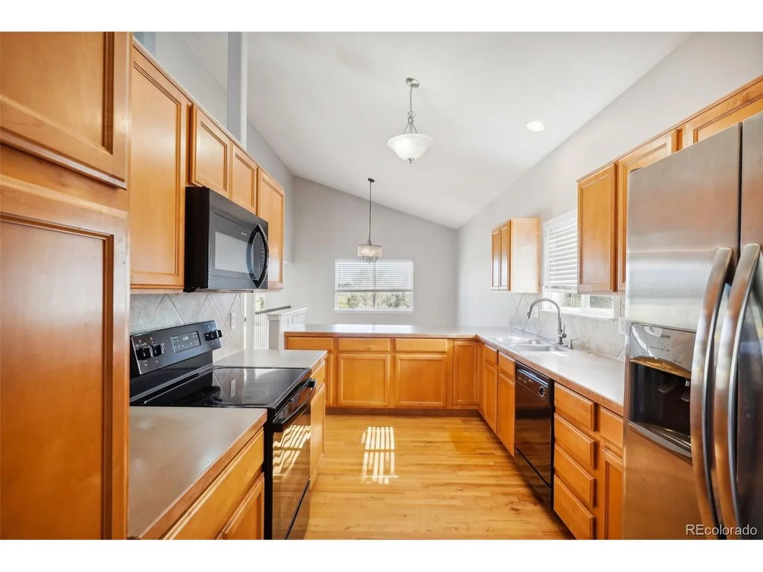 Photo of 9806 Roadrunner Ave