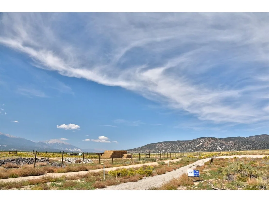 Photo of 7505 County Road 156 W