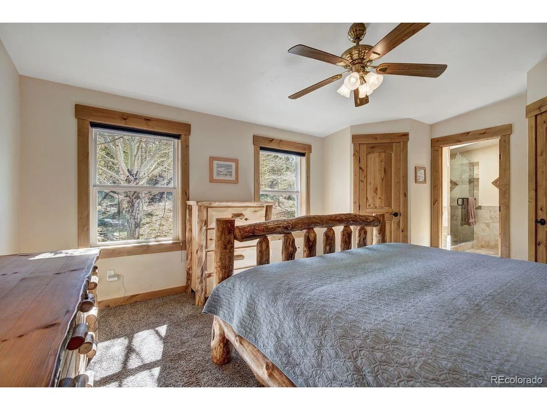 Photo of 379 Hummingbird Cir
