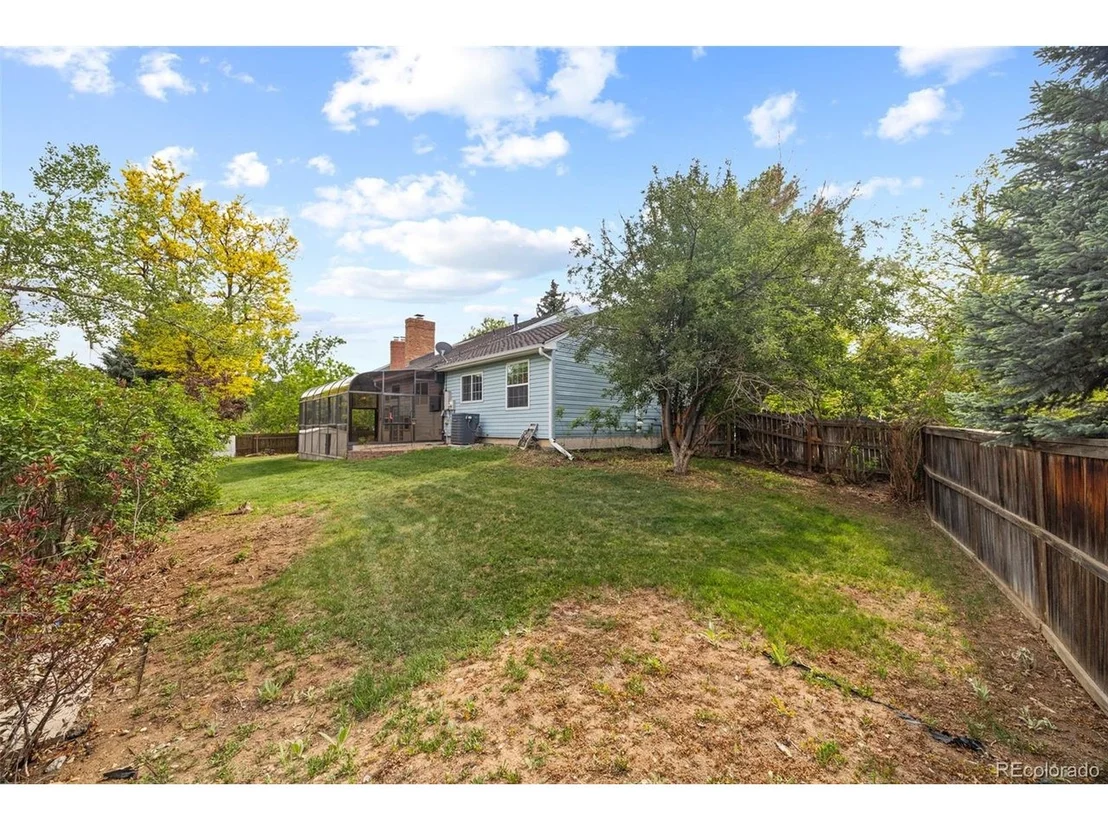 Photo of 5998 E Weaver Cir