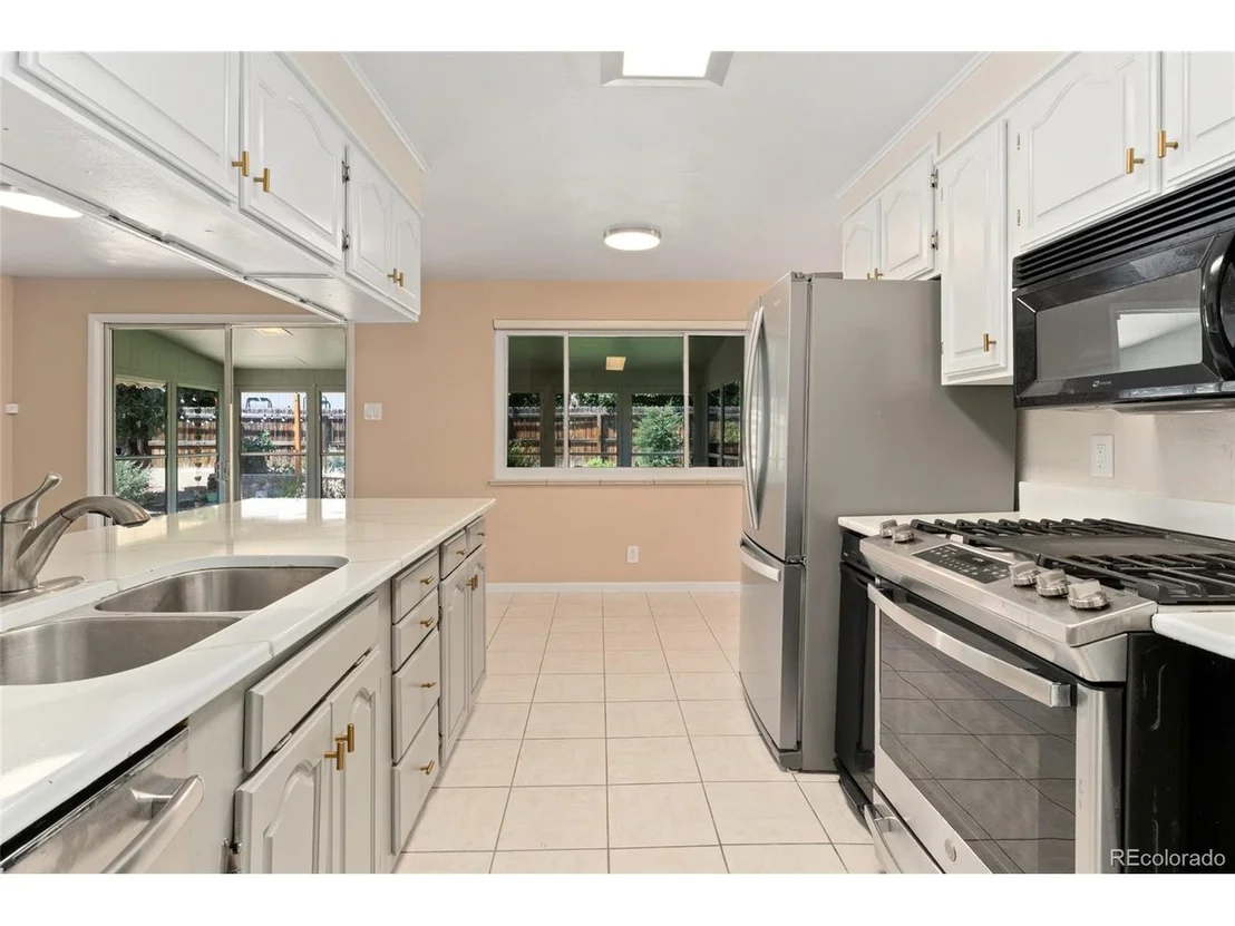 Photo of 5997 Flower St