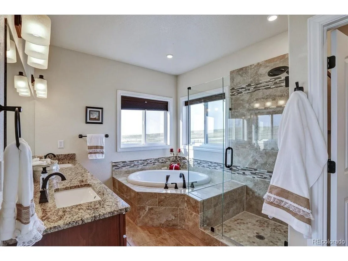 Photo of 13990 Long View Cir