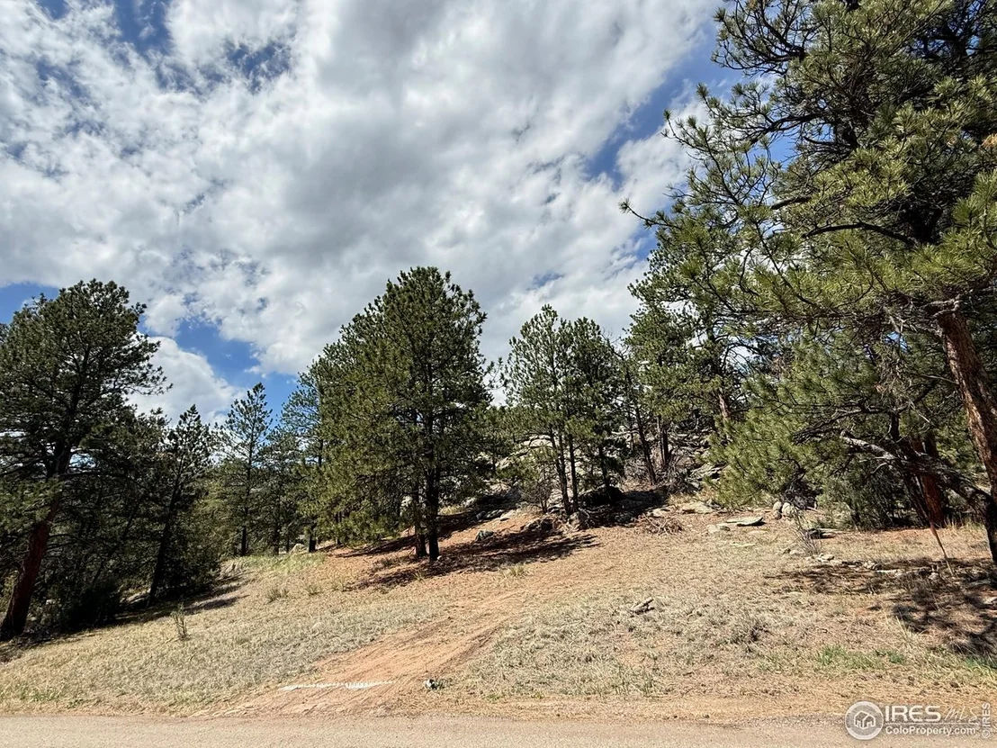 Photo of 1289 Kiowa Rd