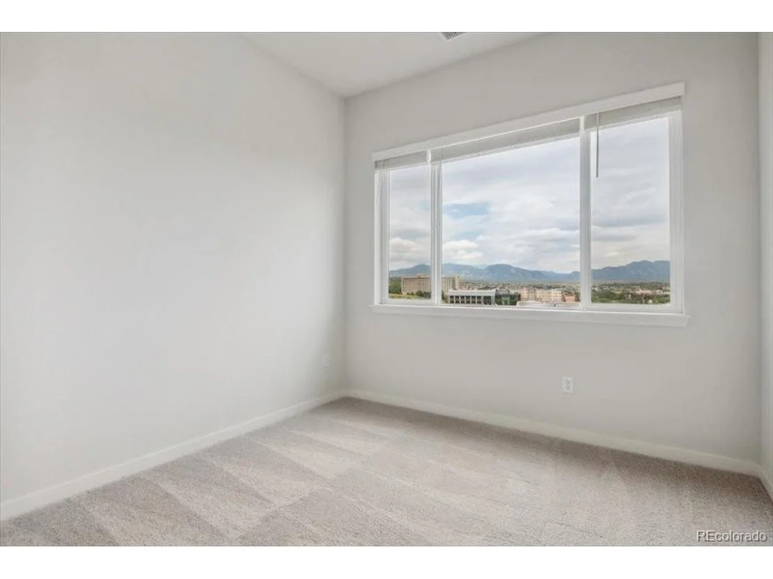 Photo of Unit 1406 at 487 Interlocken Blvd