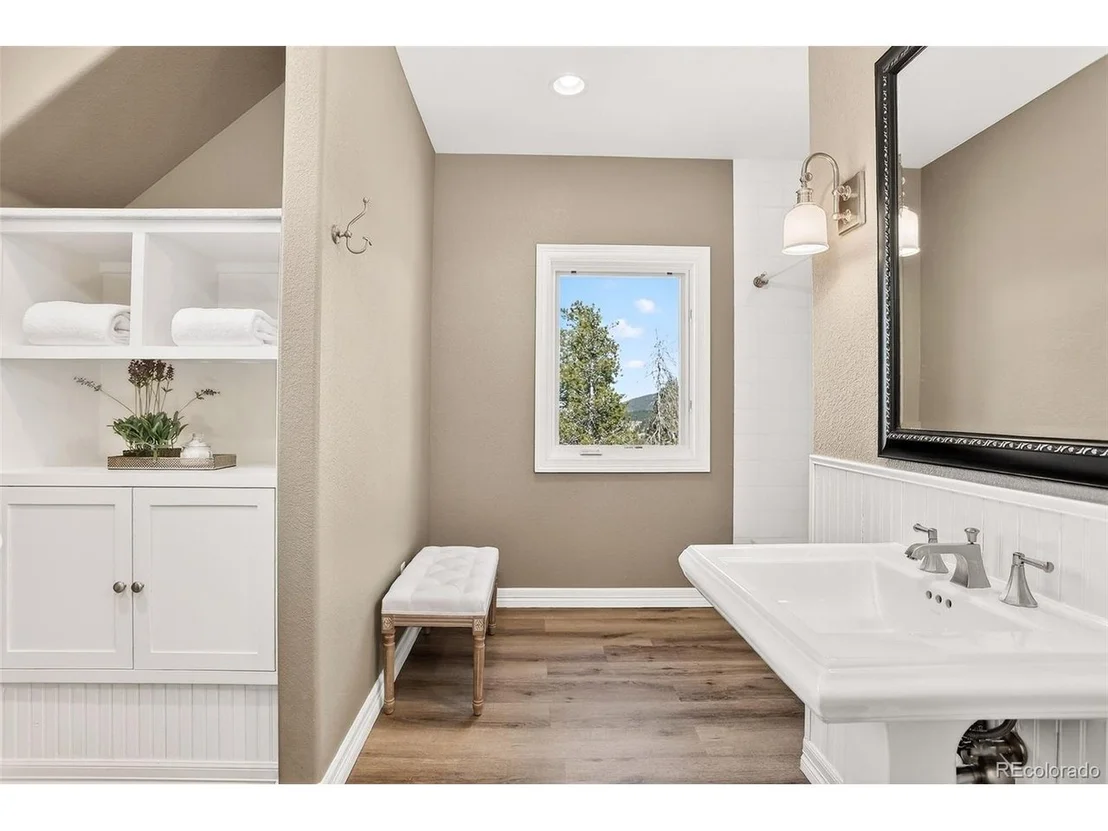 Photo of 11406 Conifer Ridge Dr