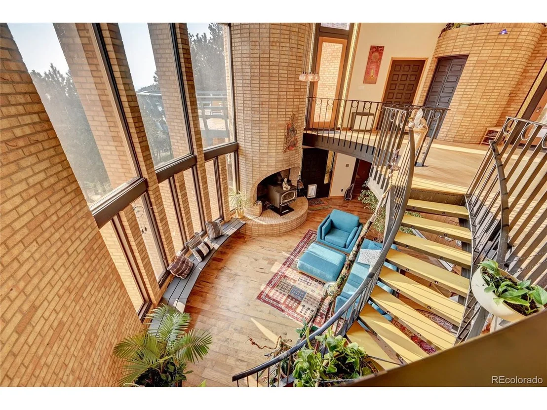 Photo of 218 Anemone Dr
