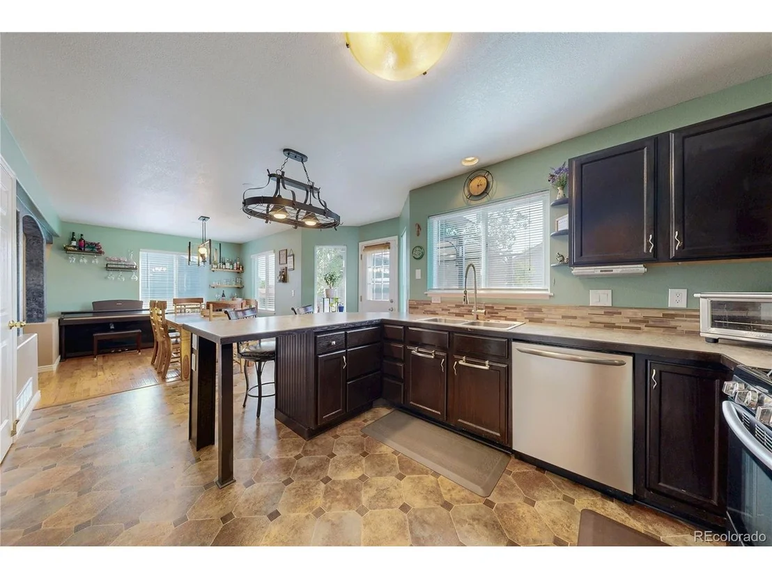 Photo of 3173 50th Ave