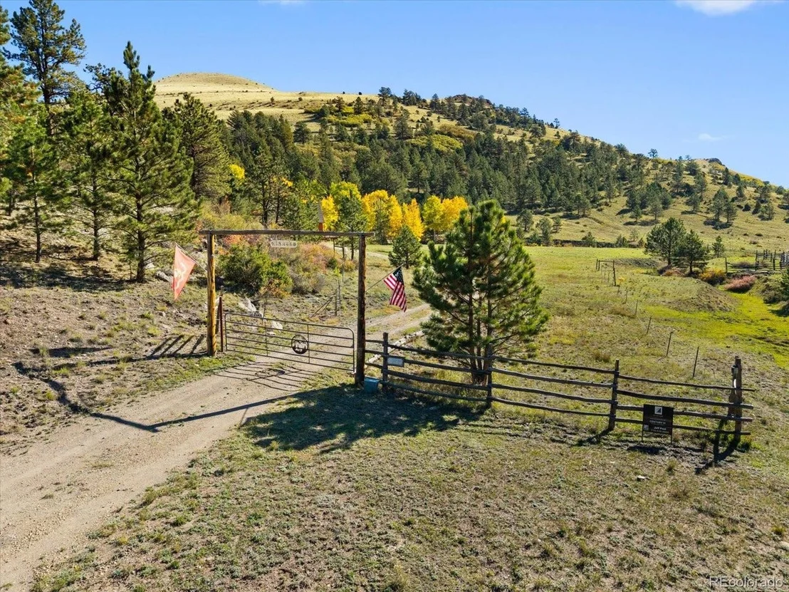 Photo of 314 S Antelope Trl
