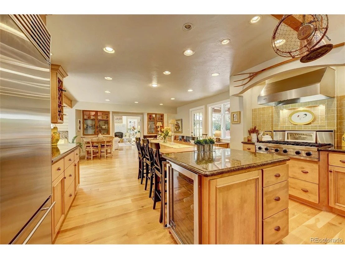 Photo of 5849 High Dr