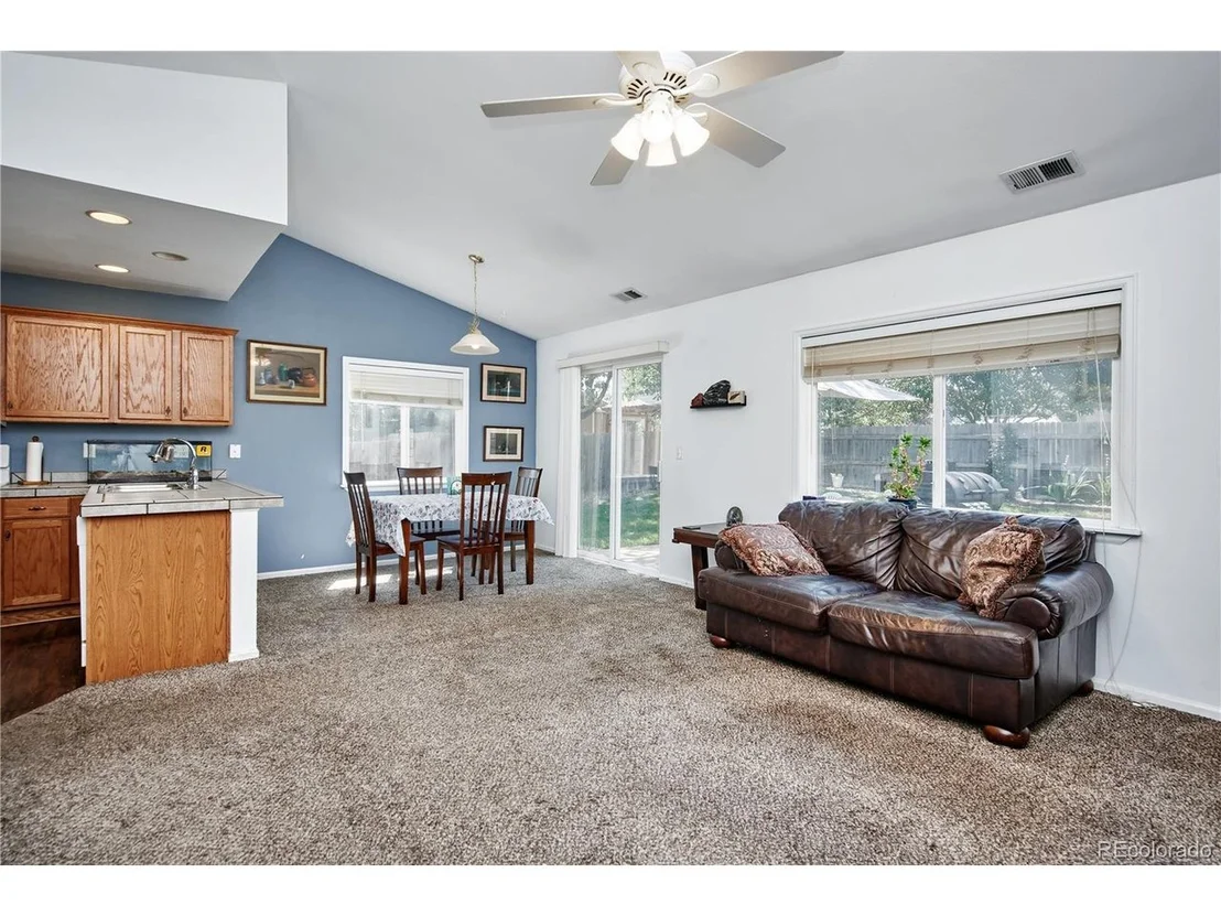 Photo of 6360 Viewpoint Ave