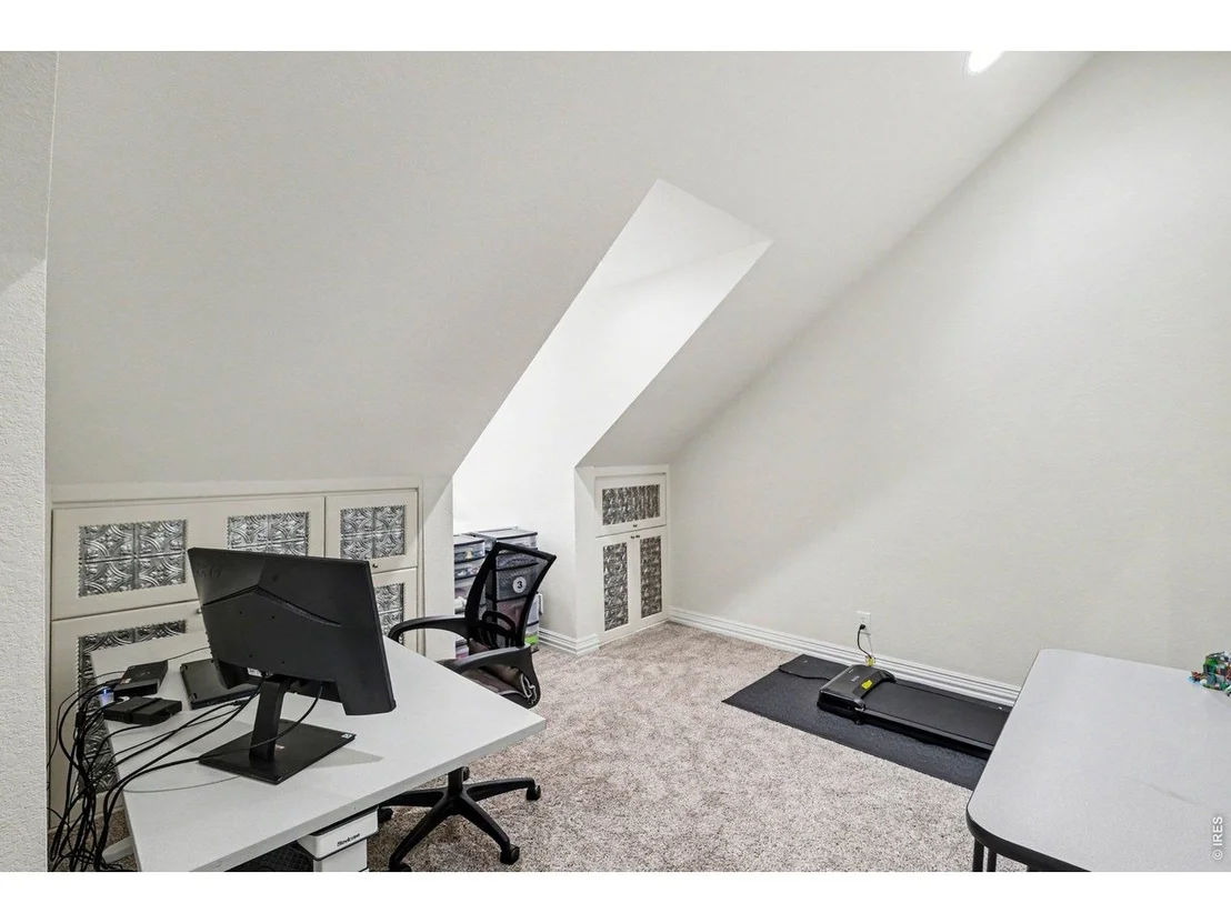 Photo of 101 Whitney Ct
