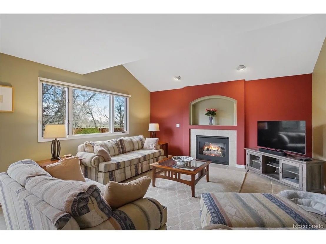 Photo of 2303 Vineyard Pl