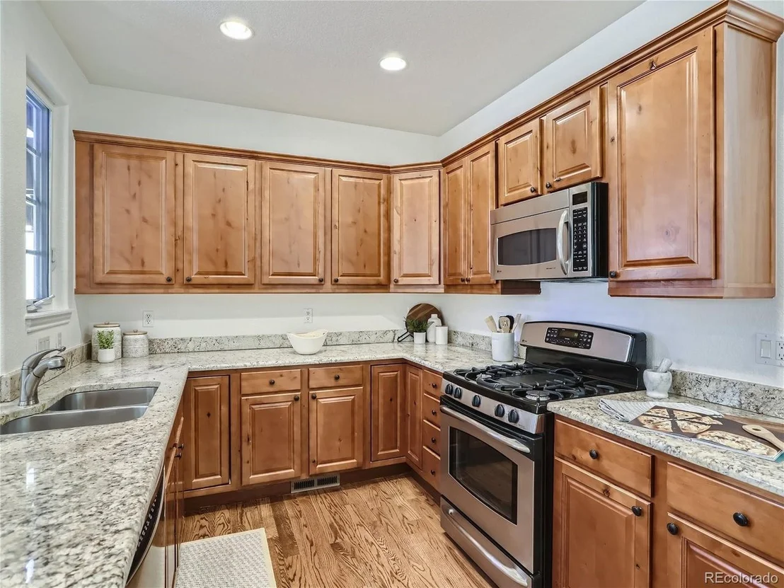 Photo of 907 Ulster Way