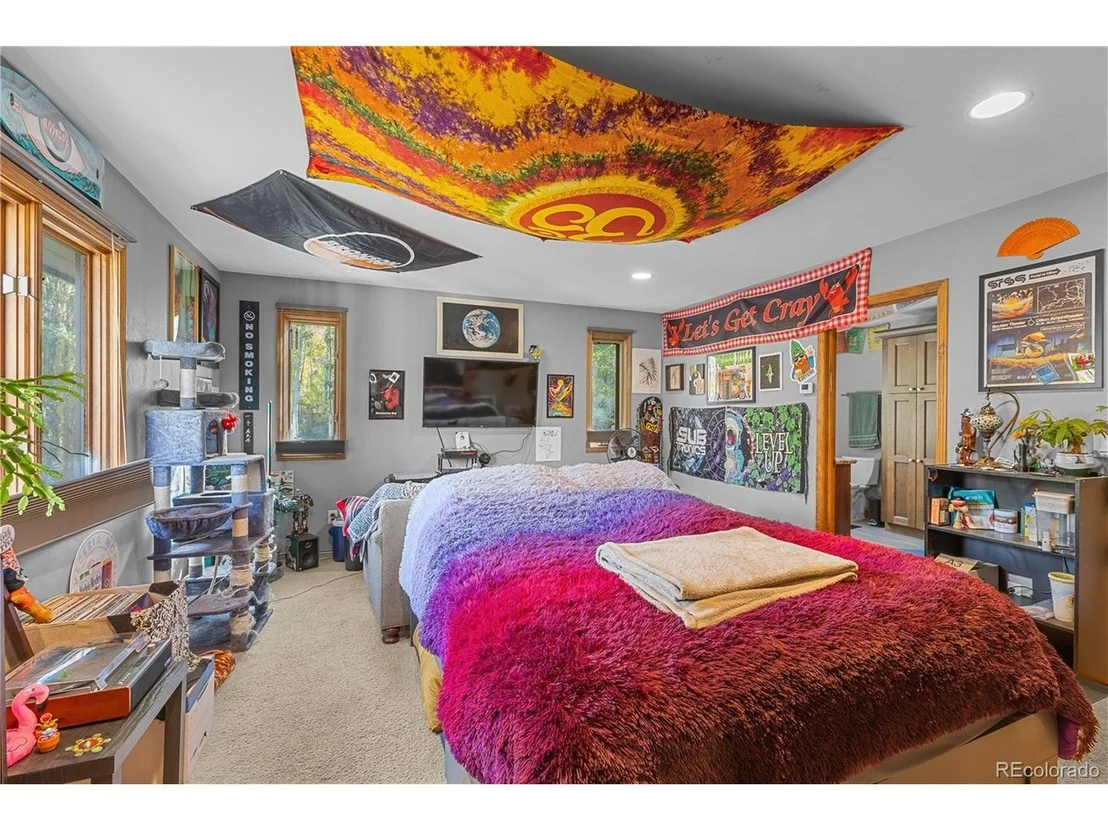 Photo of 208 Deer Path Rd