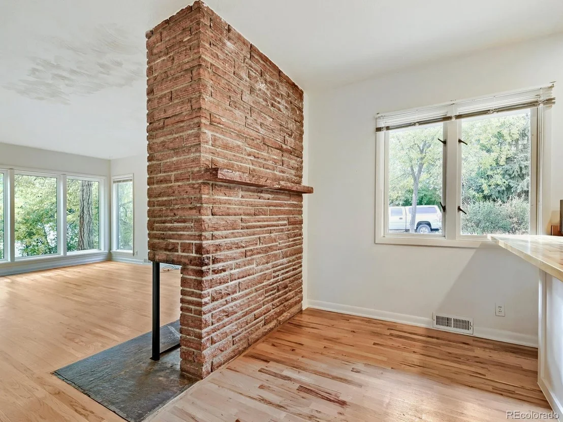 Photo of 1901 Columbine Ave
