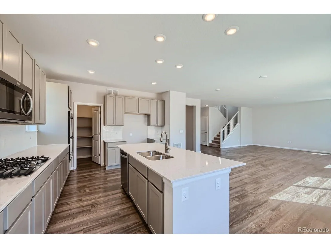 Photo of 1313 Brookfield Pl