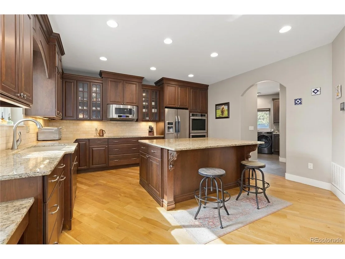 Photo of 1395 Gore Cir