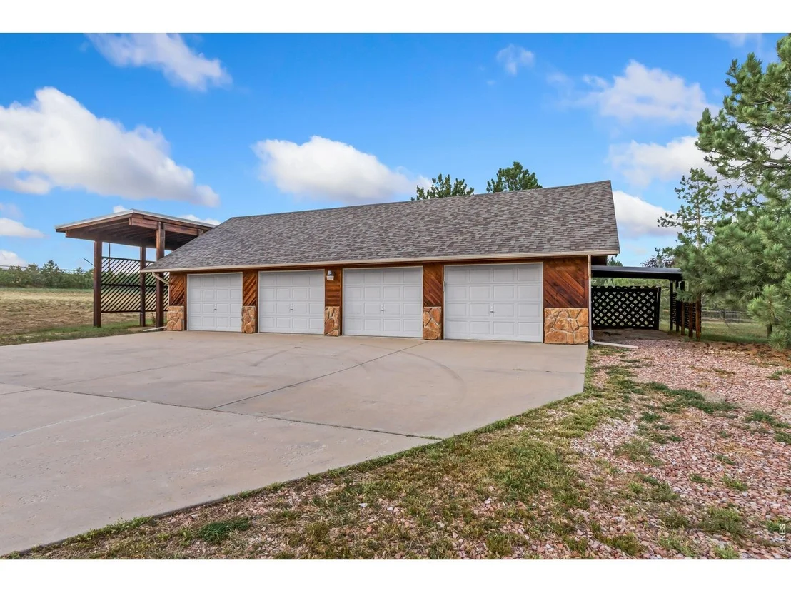 Photo of 400 Gait Cir