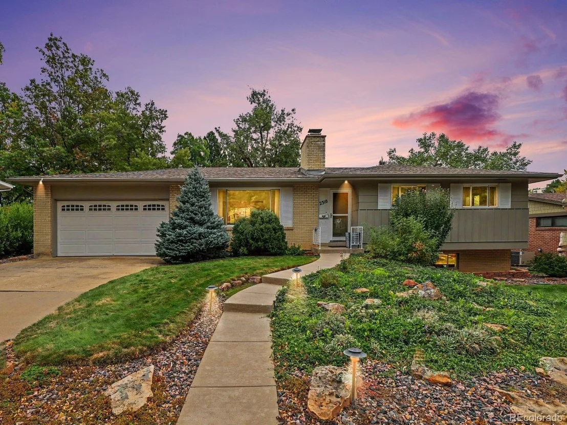 Photo of 2310 Kenwood Dr