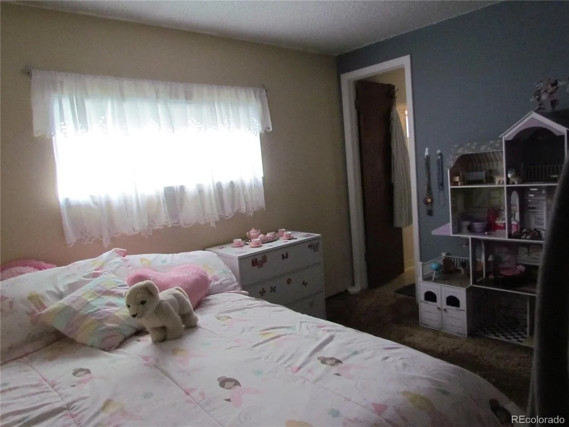 Photo of 105 Cherry Cir
